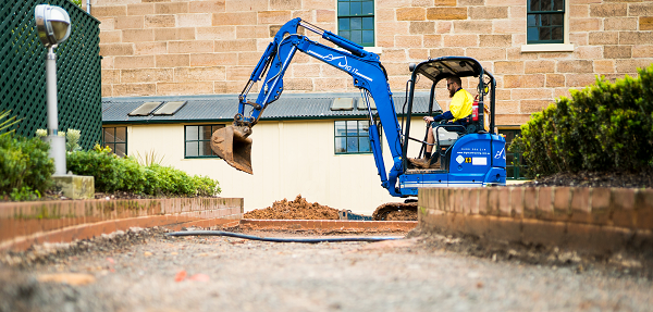 Tips on excavator safety